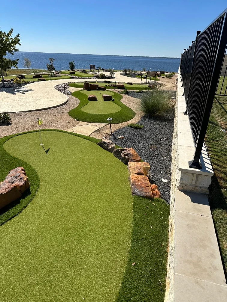 Artificial putting green turf installation