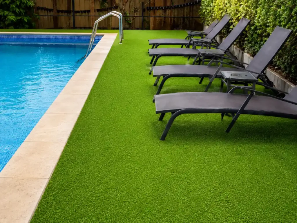 Industries – Residential 4 luxury poolside turf